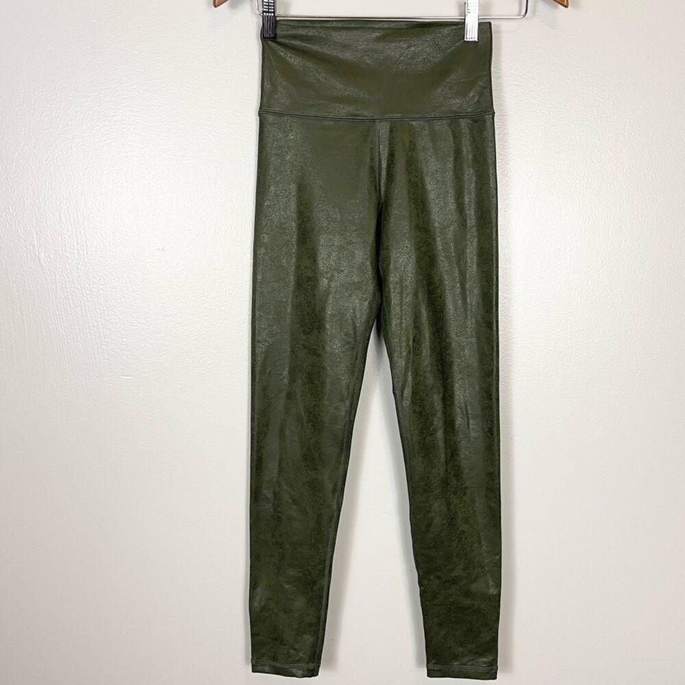 Offline by Aerie Hugger leggings green women size S